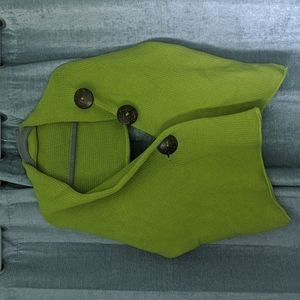 green sweater scarf